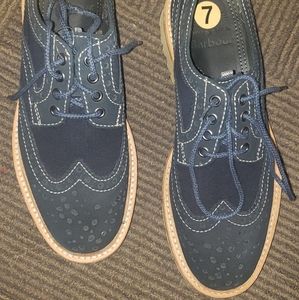 Navy blue Barbour oxford shoes